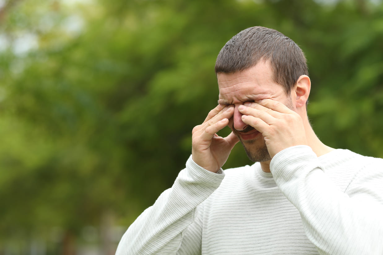 Síntomas de la alergia primaveral en los ojos: cómo saber si es más que una simple irritación